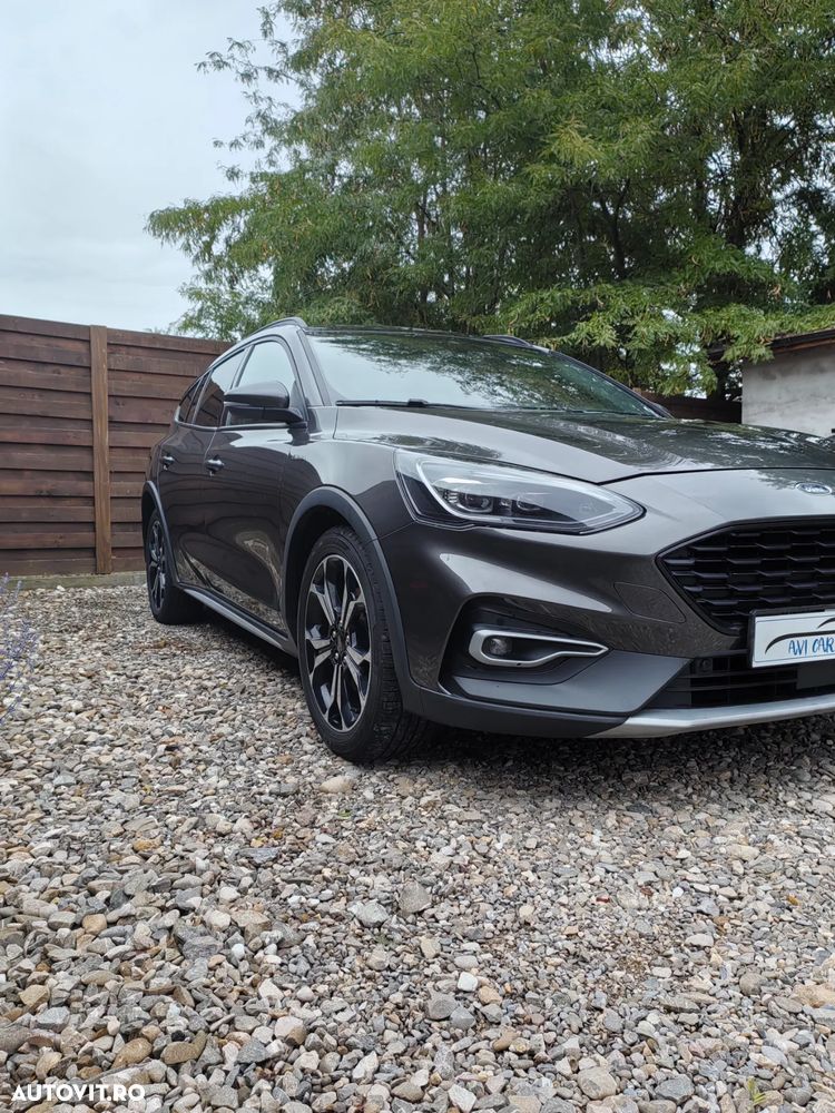 Ford Focus 1.5 EcoBlue Start-Stopp-System Aut. TITANIUM DESIGN - 2