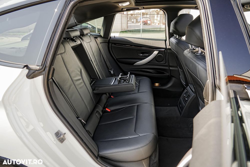 BMW Seria 3 320i Aut. M Sport - 14