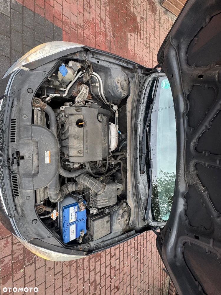 Kia Ceed - 23