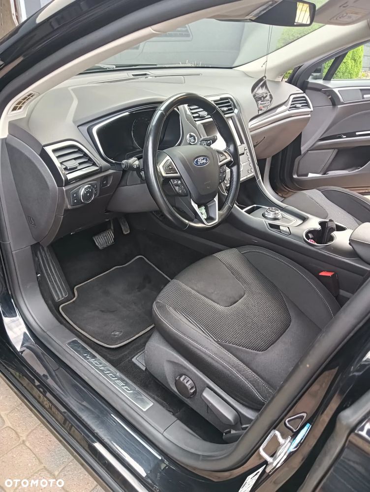 Ford Mondeo - 9