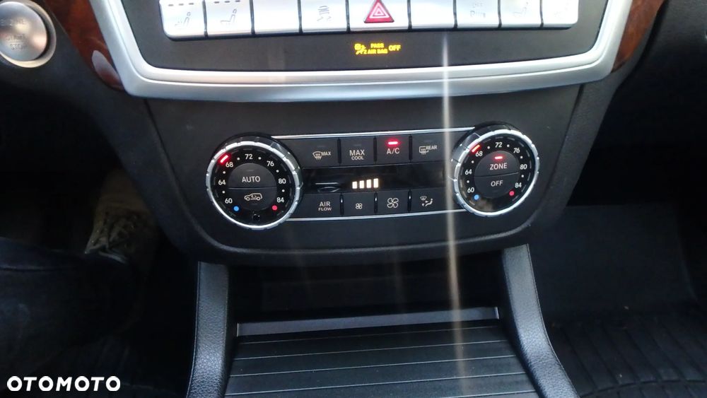Mercedes-Benz ML 500 BlueEff 4-Matic - 23