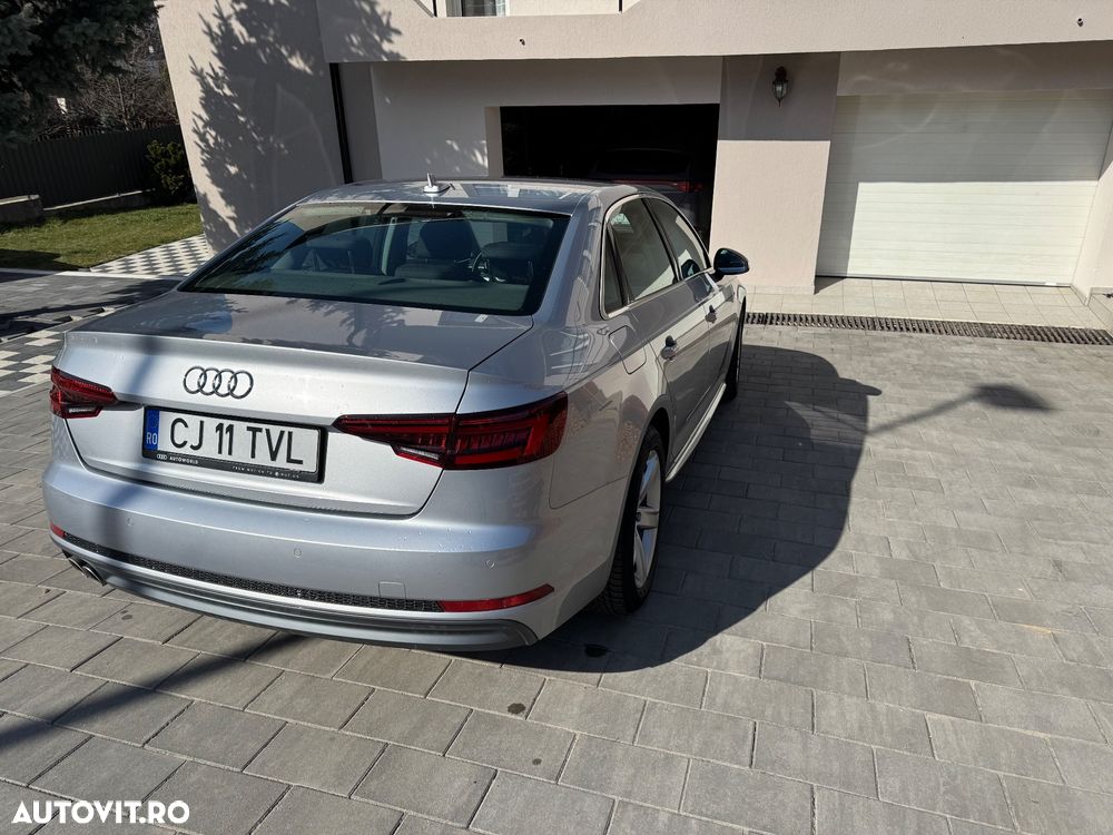 Audi A4 2.0 TDI ultra S tronic sport - 4