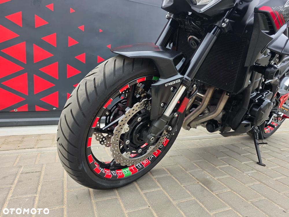 Kawasaki Z 900 - 23