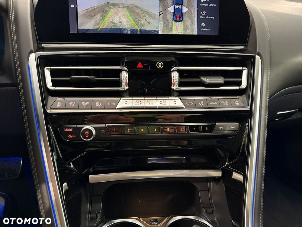 BMW Seria 8 - 20