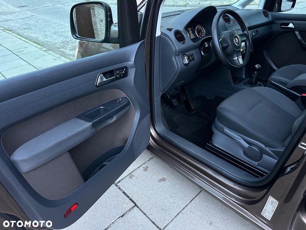 Volkswagen Caddy Highline - 18
