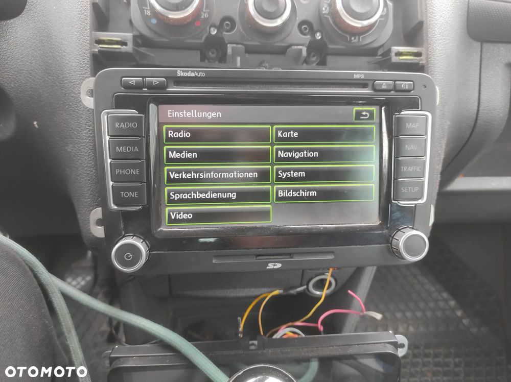RADIO ODTWARZACZ NAWIGACJA SKODA OCTAVIA 2 SUPERB 2 RAPID FABIA 2 ROOMSTER POLSKIE MENU 2 DIN 1Z0035680A ROZKODOWANE WYSYŁKA !!!!! - 4