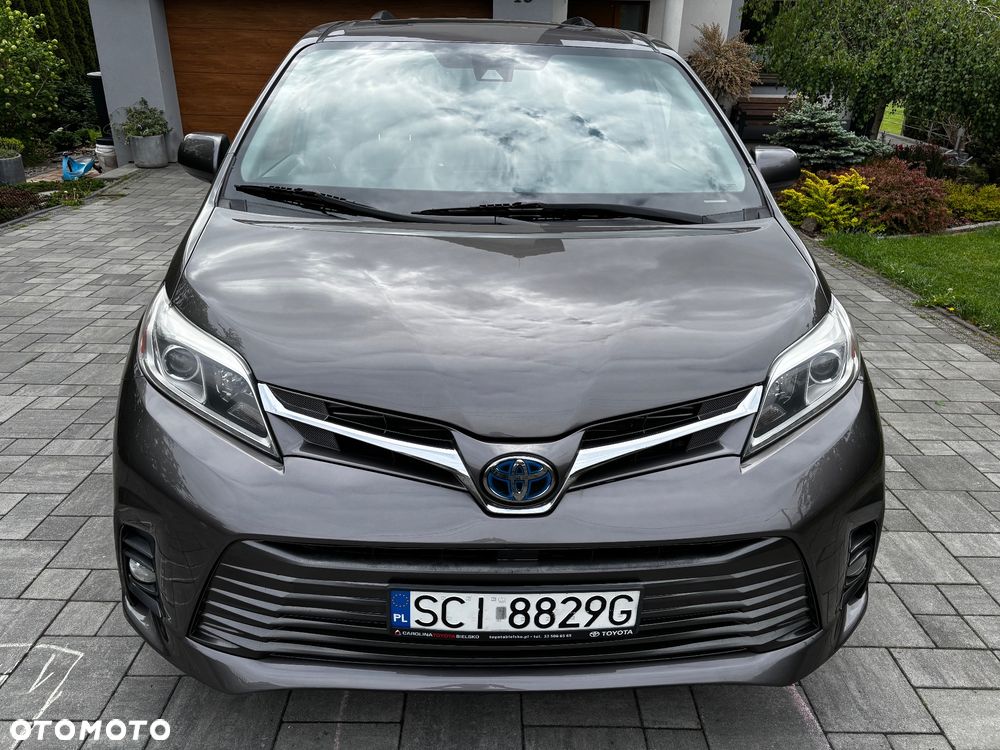 Toyota Sienna 3.5 V6 XLE AWD - 3