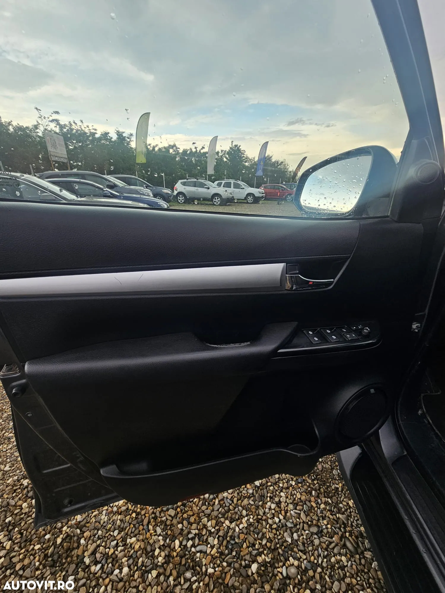 Toyota Hilux - 16