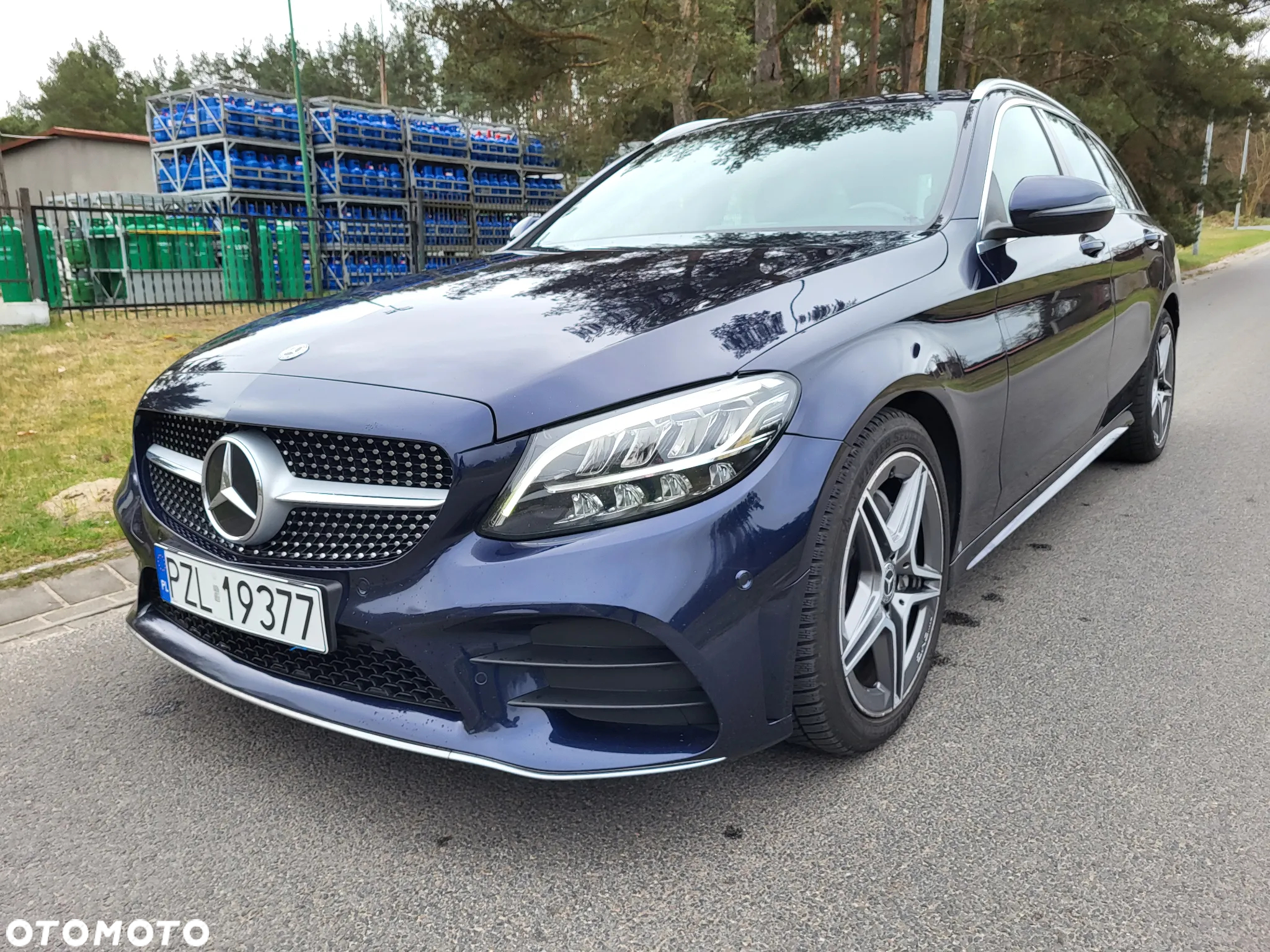 Mercedes-Benz Klasa C 220 d 4Matic 9G-TRONIC AMG Line - 8