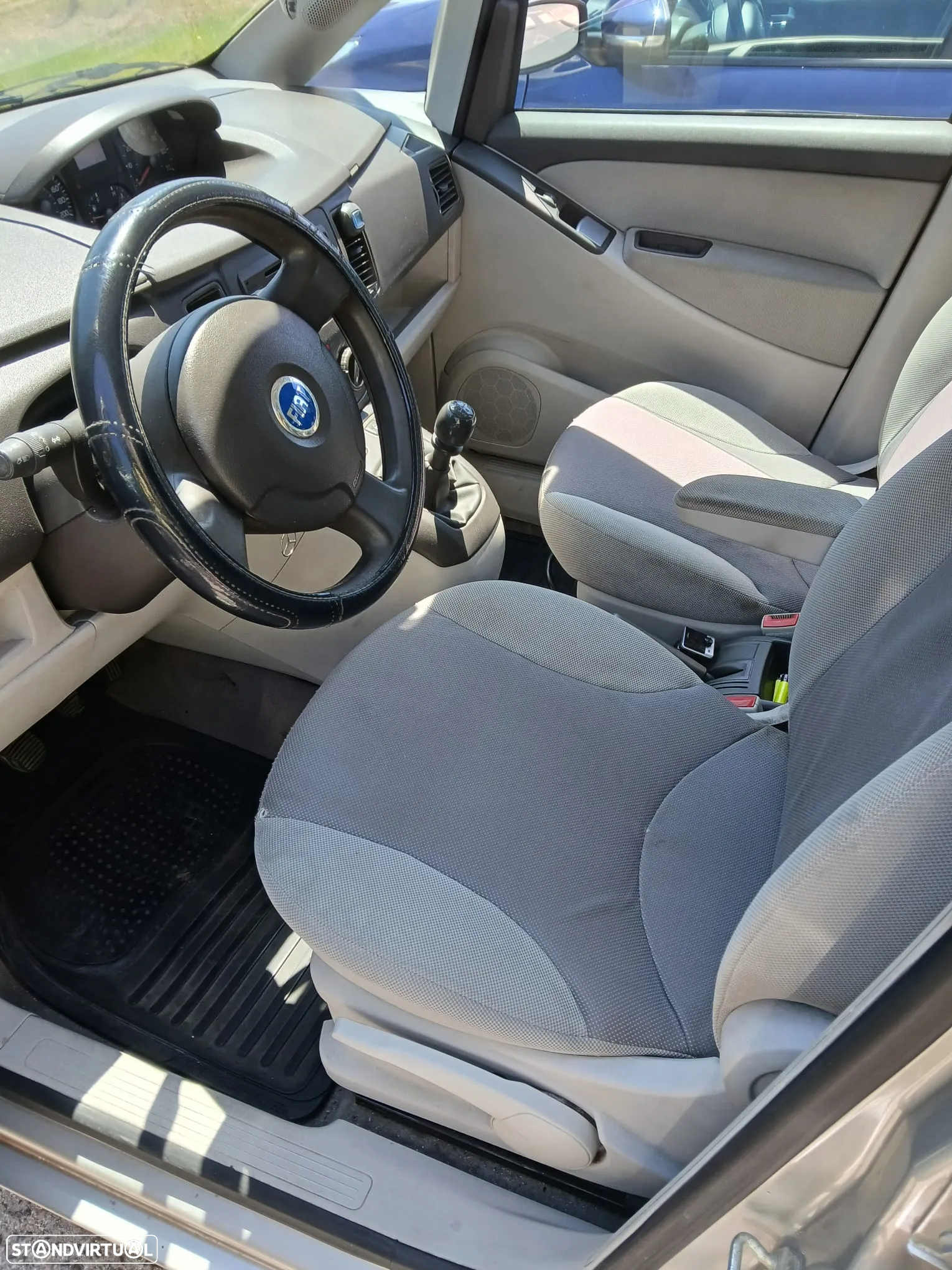 Fiat Idea 1.2 16V Dynamic - 9
