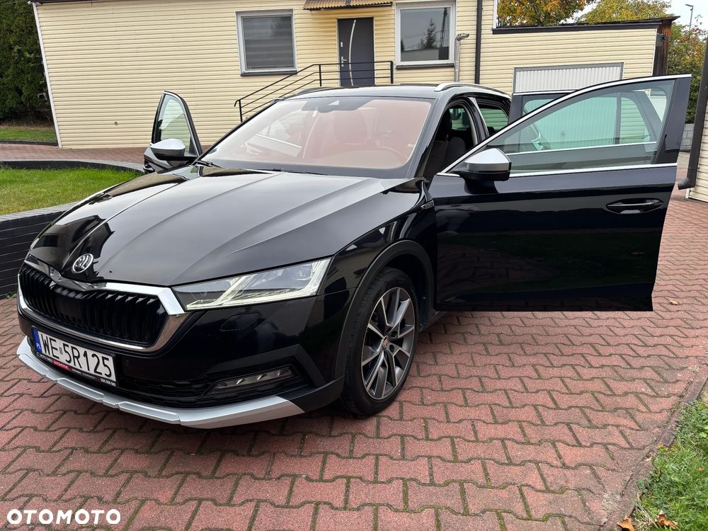 Skoda Octavia 1.5 TSI ACT Scout - 35