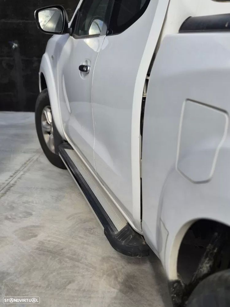 Nissan Navara 2.3 dCi CD 4WD Acenta - 11