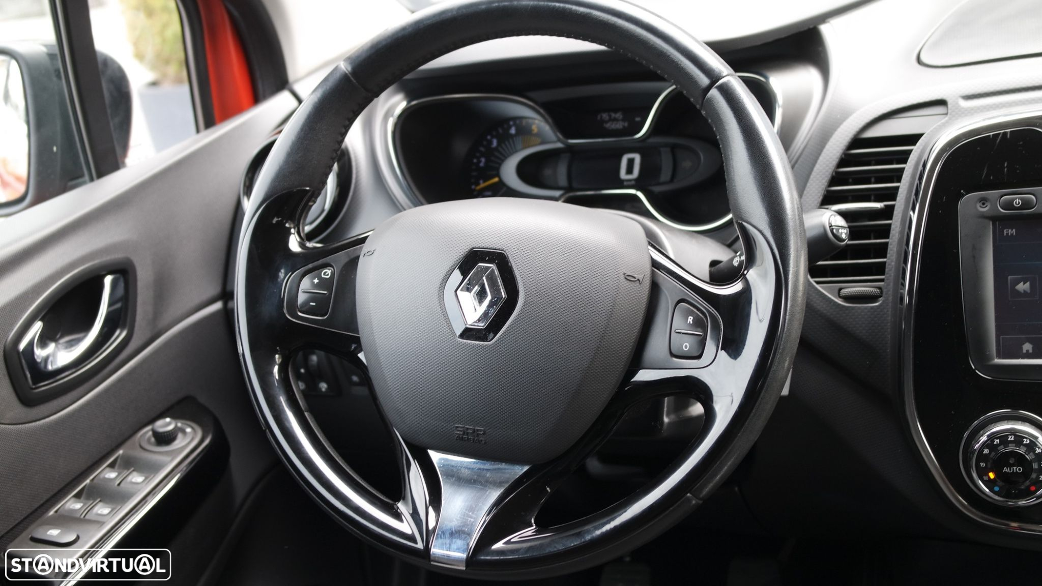 Renault Captur 1.5 dCi - 16
