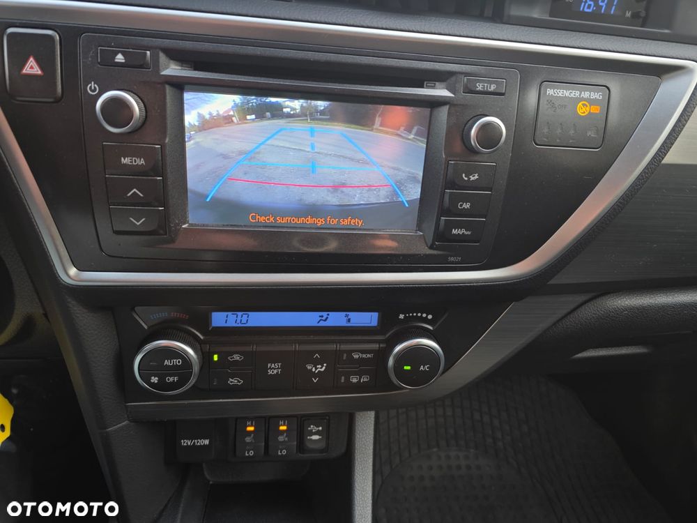 Toyota Auris 1.6 Comfort - 18