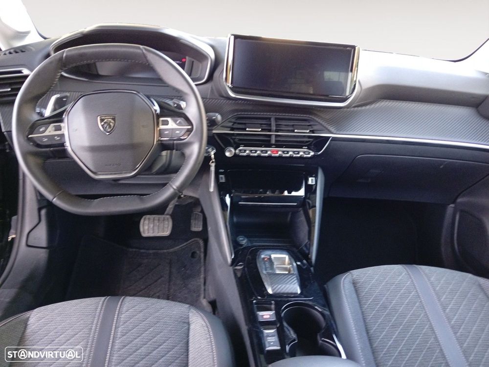 Peugeot 208 1.2 Hybrid Allure e-DCS6 — fotografia 10
