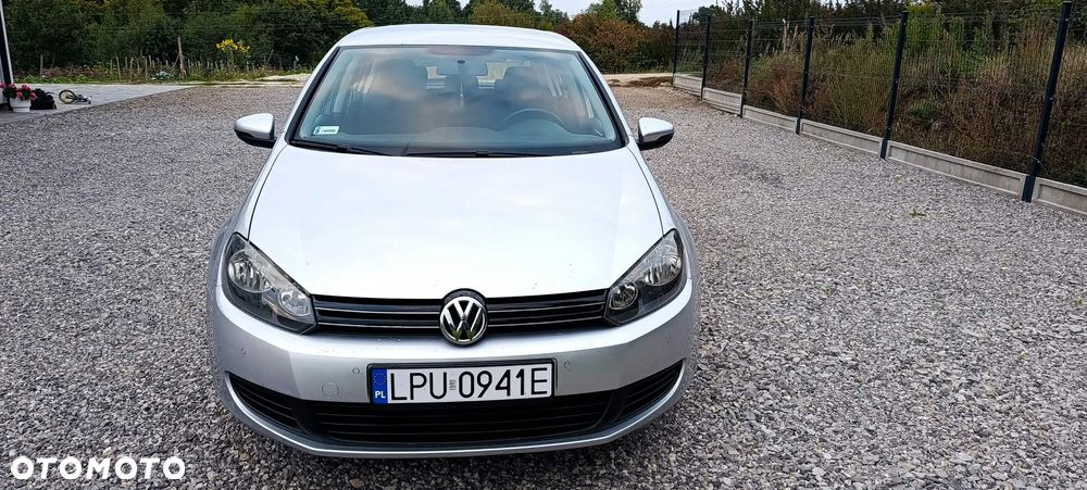 Volkswagen Golf - 6