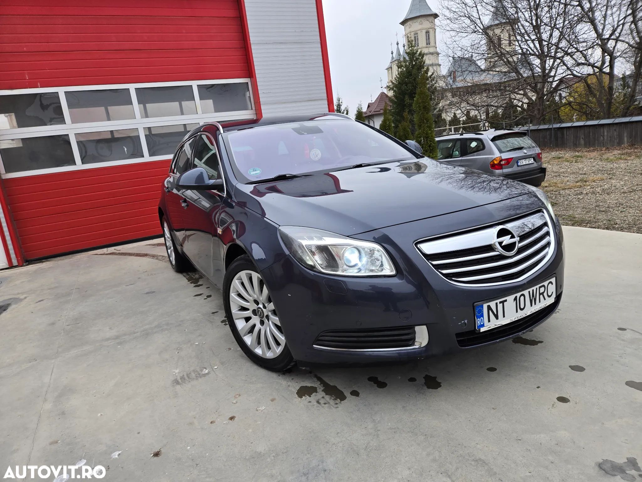 Opel Insignia 2.0 CDTI Sports Tourer Design Edition - 1