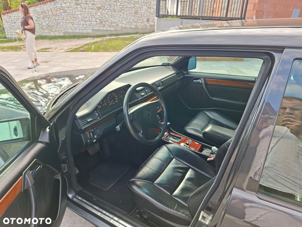 Mercedes-Benz W124 (1984-1993) - 8
