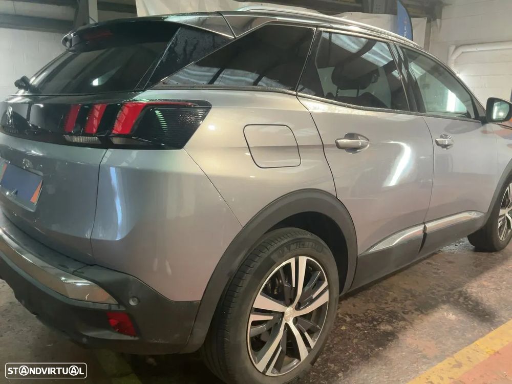 Peugeot 3008 1.2 PureTech Allure Pack - 3