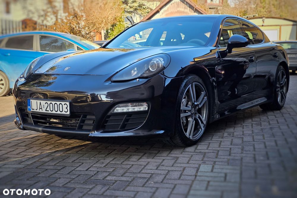 Porsche Panamera 4S PDK - 3