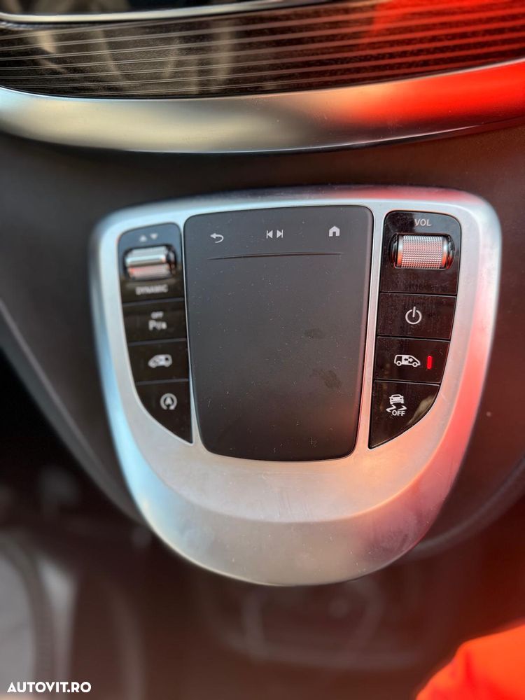 Mercedes-Benz V 300 d Extralang 9G-TRONIC Avantgarde - 15