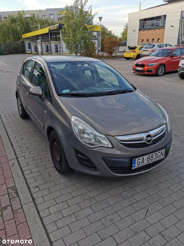 Opel Corsa 2012 photo 3