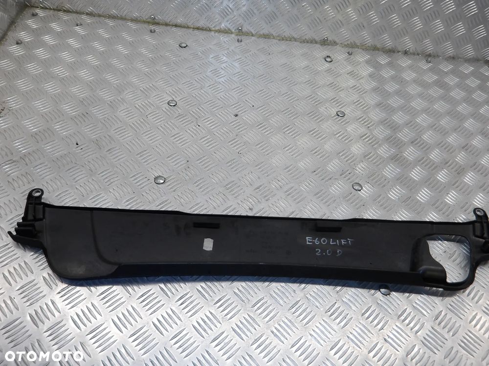 BMW E60 LIFT 07-10 GÓRNA CZĘŚĆ PASA PRZEDNIEGO 11147803340 - 1