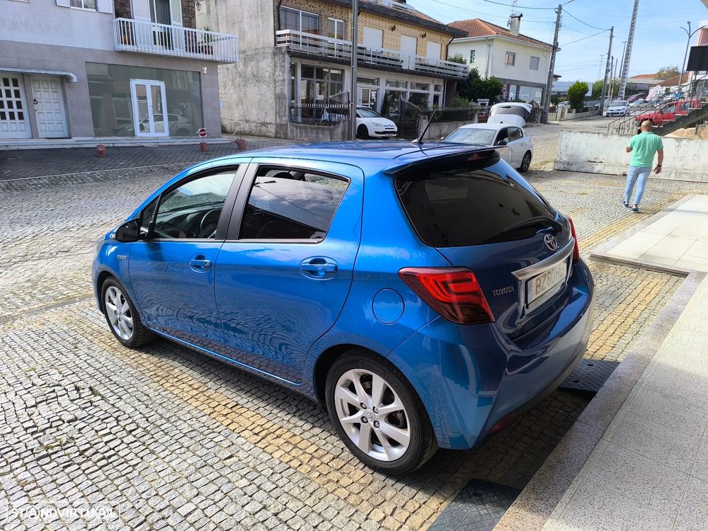 Toyota Yaris 1.5 HSD Comfort+Navi - 3
