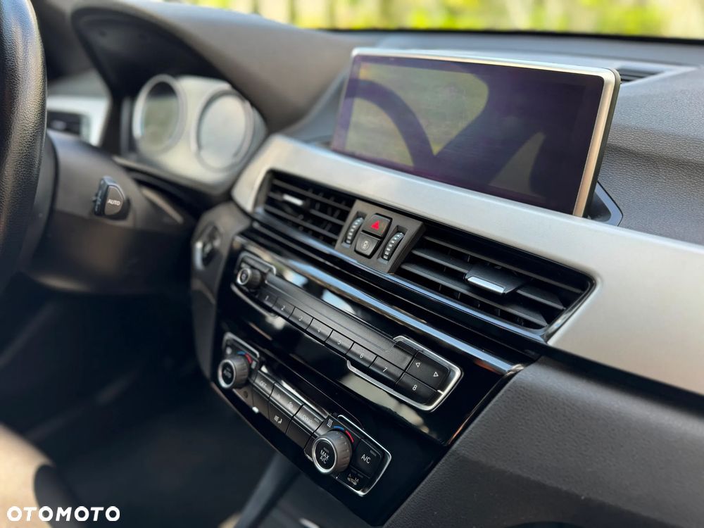 BMW X1 xDrive18d Business Edition - 23