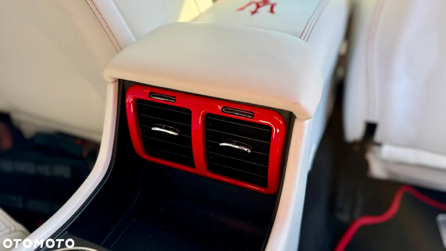Maserati GranTurismo MC Stradale - 12