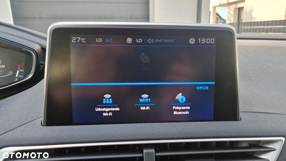 Peugeot 3008 PureTech 130 Stop & Start GPF Allure - 35