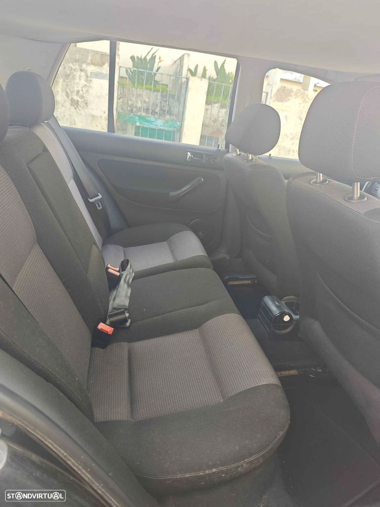 VW Golf 1.9 TDi Confortline AC - 10