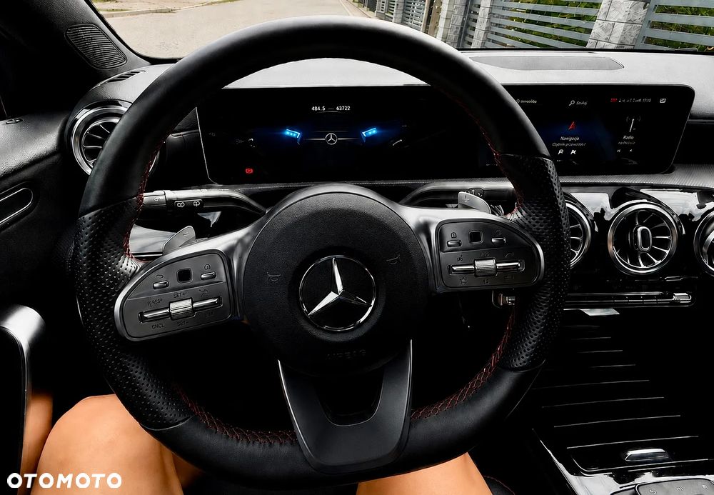 Mercedes-Benz Klasa A 200 AMG Line 7G-DCT - 16