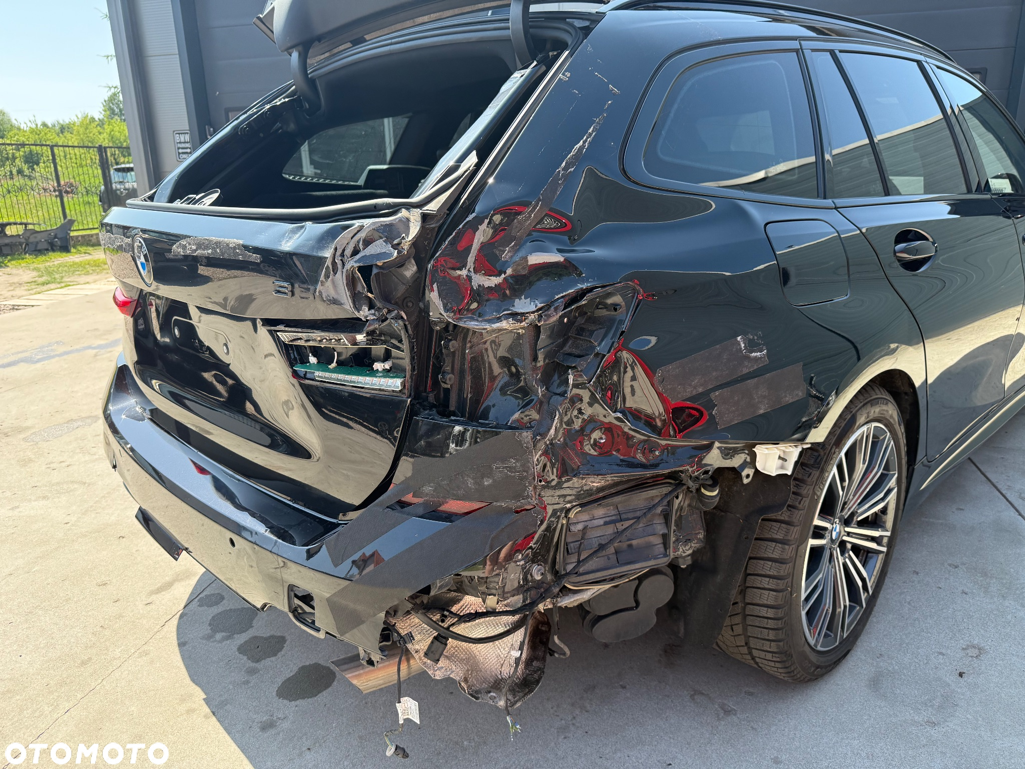 BMW Seria 3 330i M Sport sport - 23