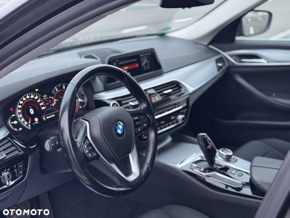 BMW Seria 5 520d - 21