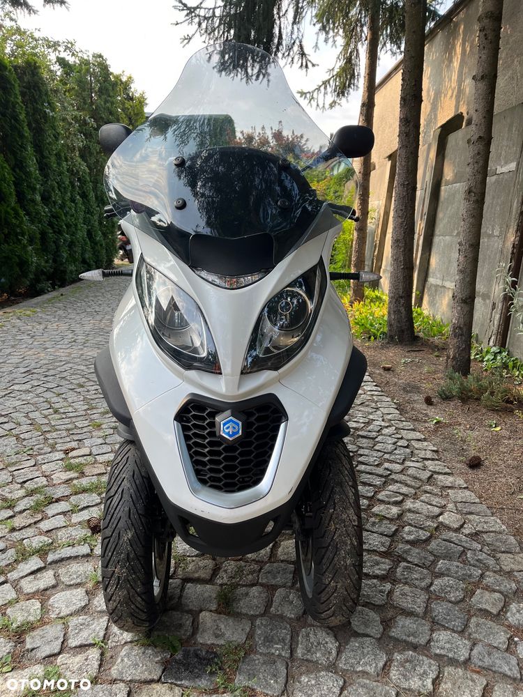 Piaggio MP-3 - 7