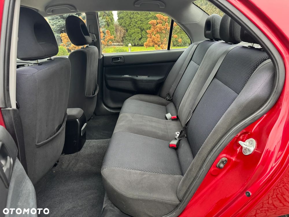 Mitsubishi Lancer 1.6 Comfort - 29