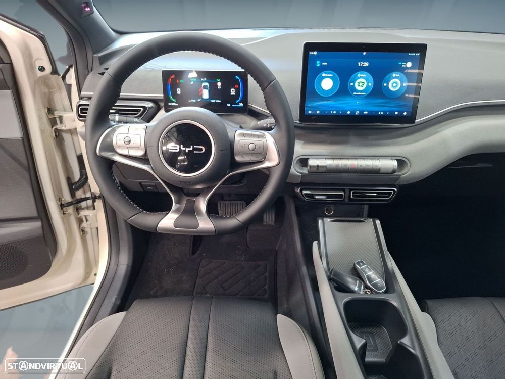 BYD Dolphin Surf 43.2 kWh Comfort - 13