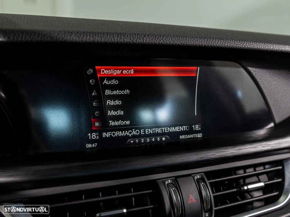 Alfa Romeo Stelvio 2.2 16V AT8-Q4 Super - 27