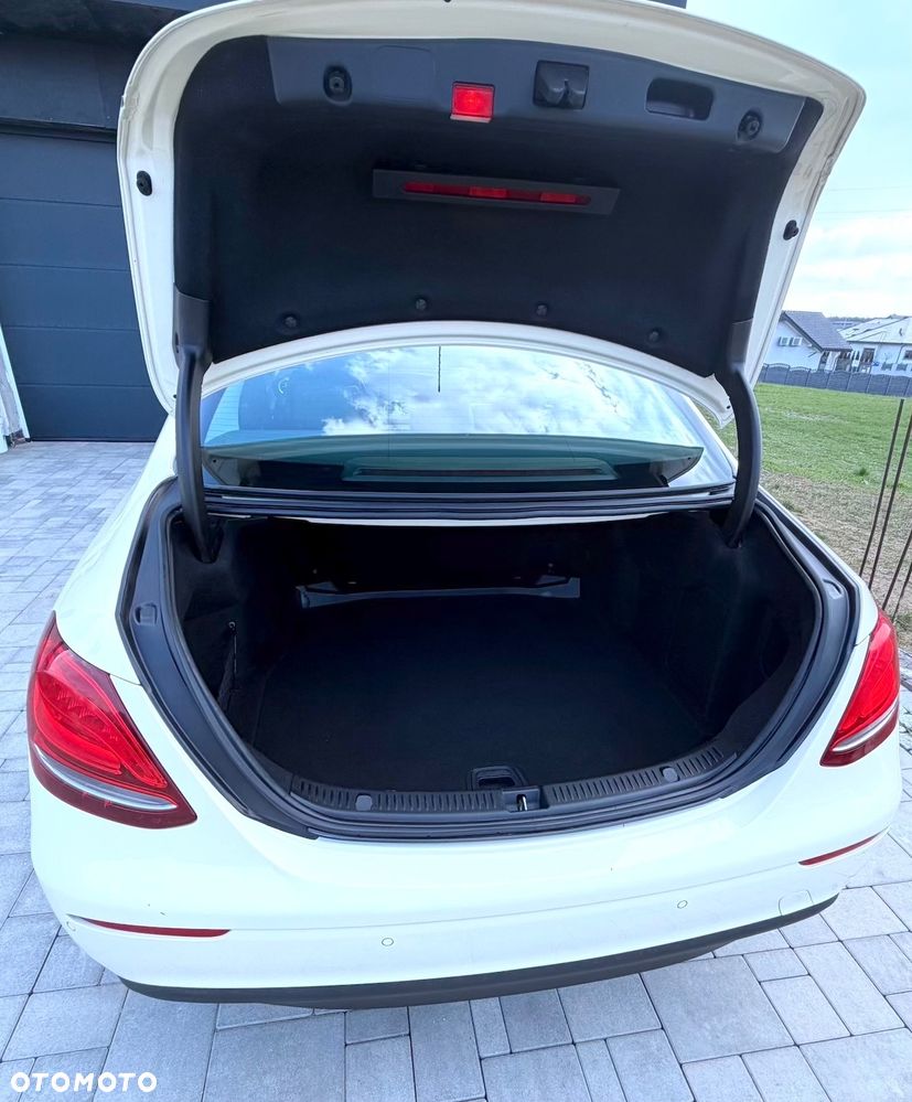 Mercedes-Benz Klasa E - 6