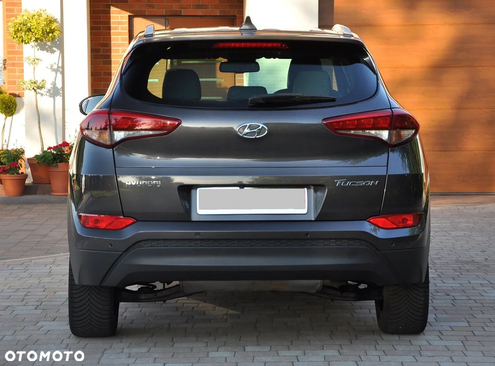 Hyundai Tucson blue 1.7 CRDi 2WD DCT Premium - 10