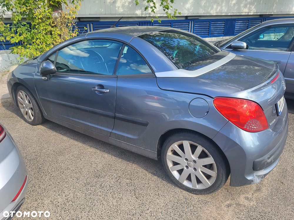 Peugeot 207 CC 1.6 Sport - 8