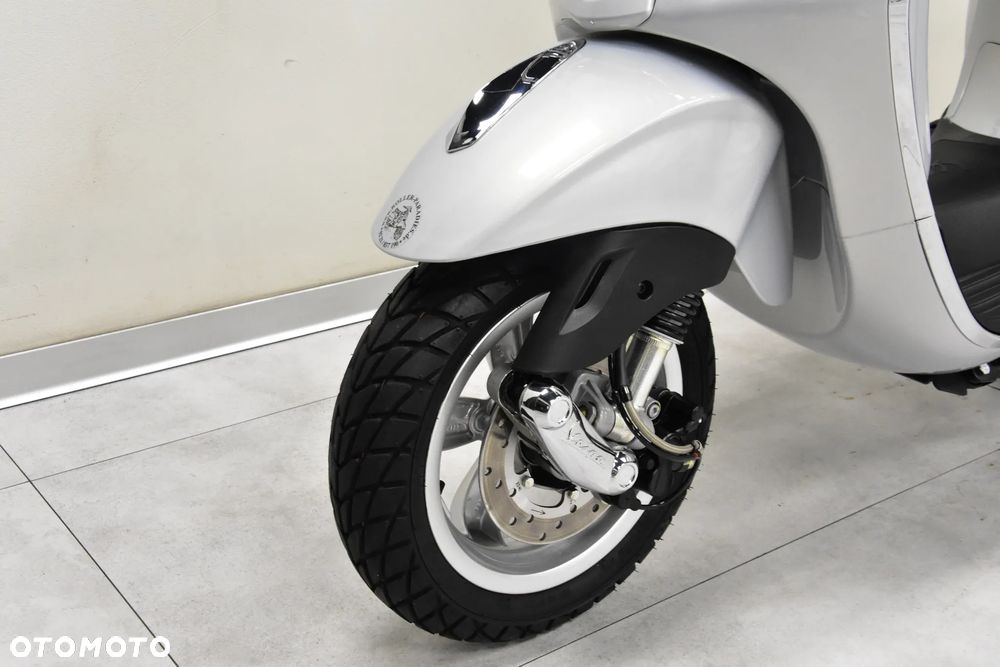 Vespa Primavera - 32