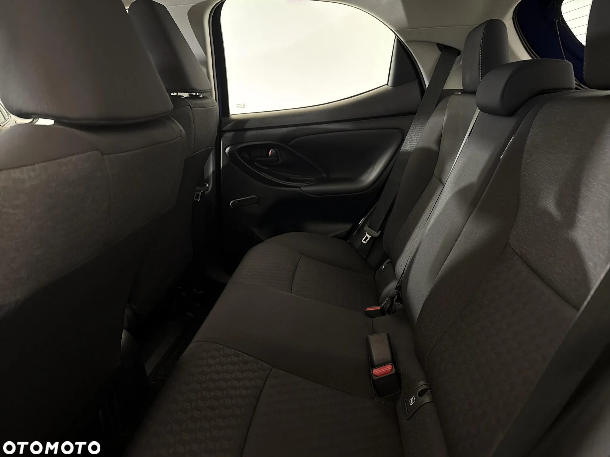 Toyota Yaris - 19
