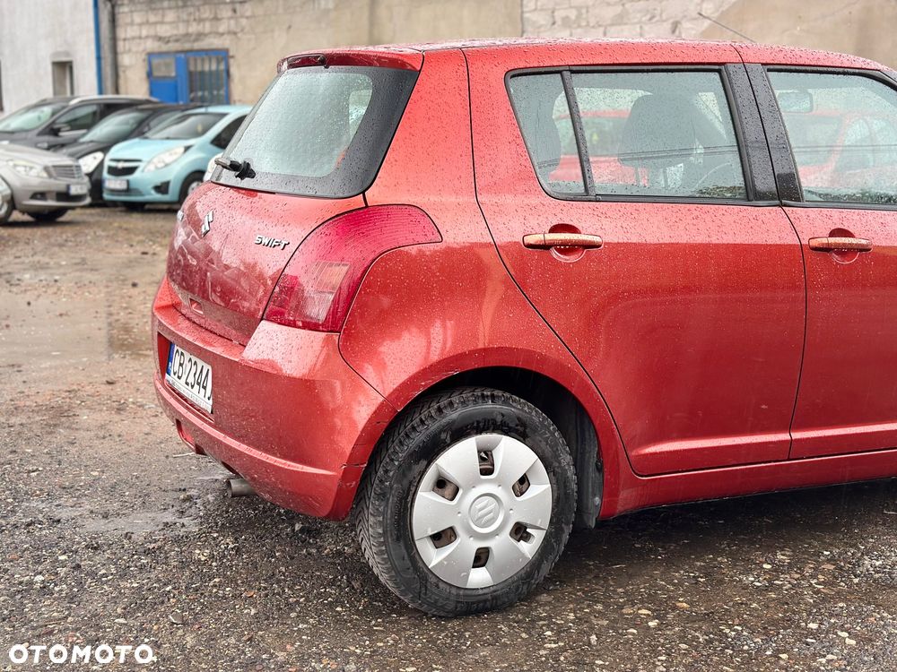 Suzuki Swift - 7