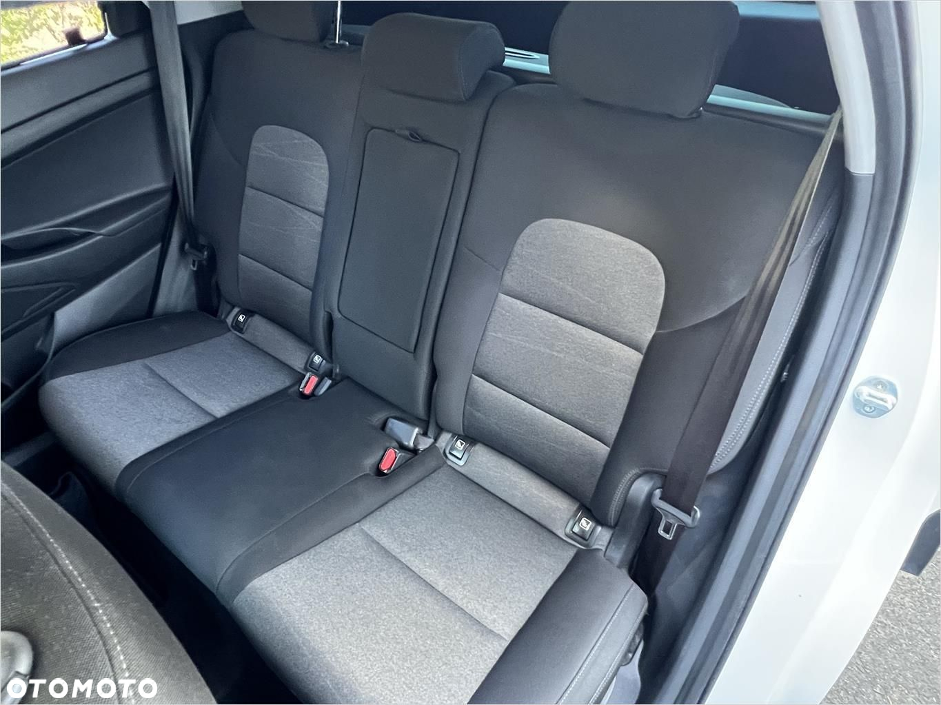 Hyundai Tucson 1.6 GDI BlueDrive Comfort 2WD - 22