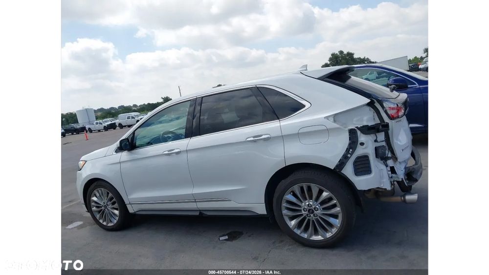 Ford Edge - 7