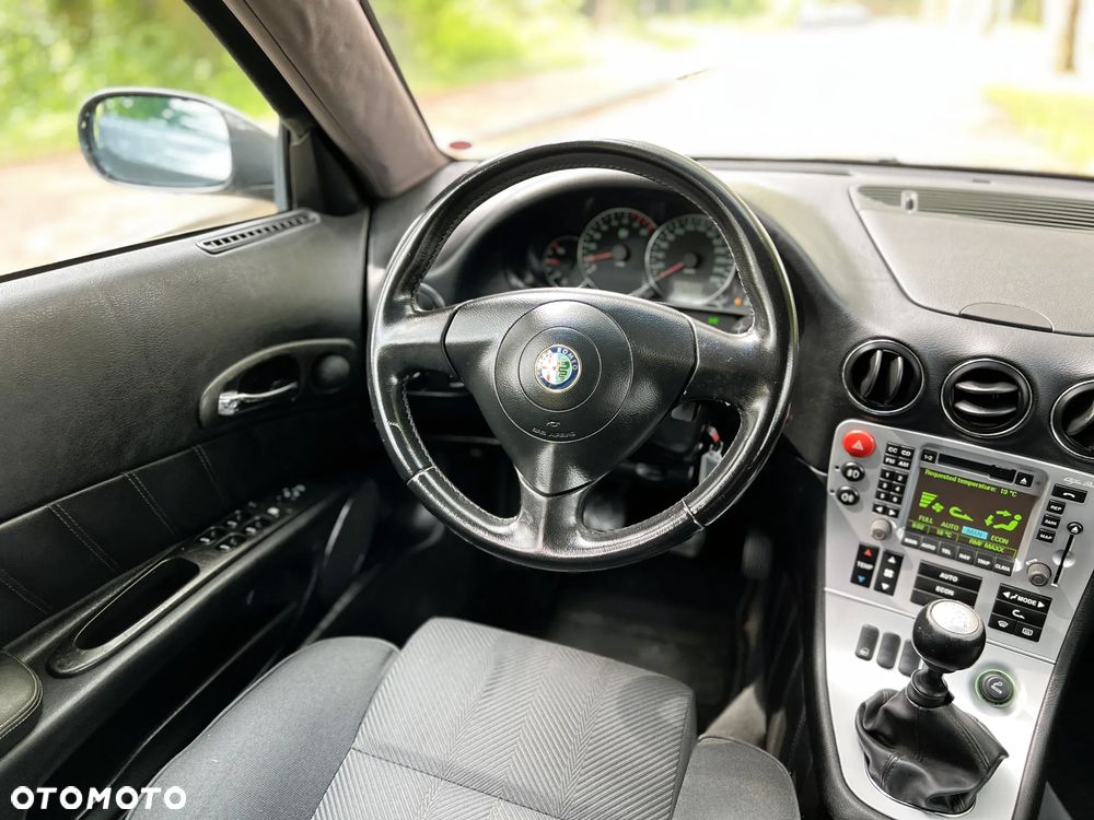 Alfa Romeo 166 - 16