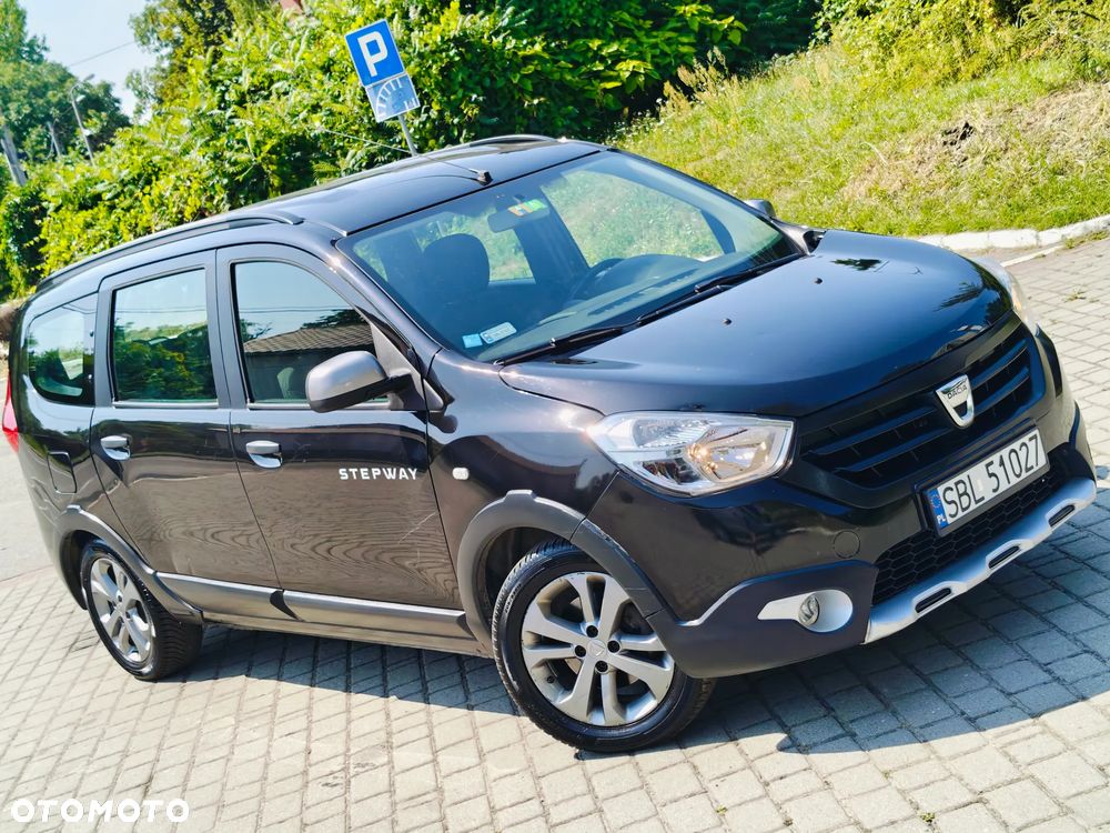 Dacia Lodgy TCe 115 Stepway - 1