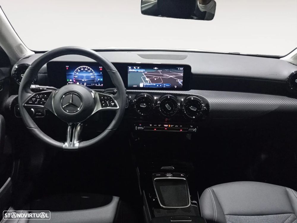 Mercedes-Benz A 180 d - 11